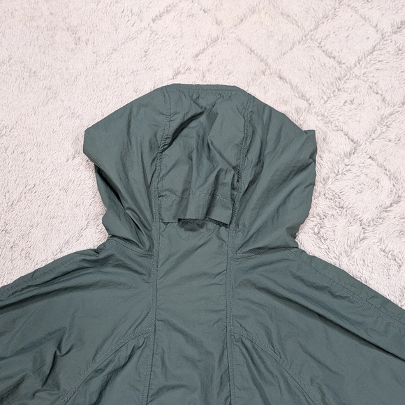 Lululemon Jacket Women's 8 Green Juniper Hood Lite Full Zip Glyde Weather - Picture 10 of 10